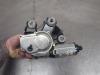Gebruikte Ruitenwissermotor achter Porsche Cayenne O205323