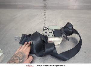 O205330 Gebruikte veiligheidsgordel links-voor Peugeot 107