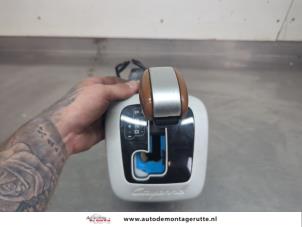 O205388 Gebruikte selectiehendel automaat Porsche Cayenne