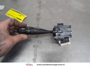 O205392 Gebruikte pinker schakelaar Suzuki SX-4