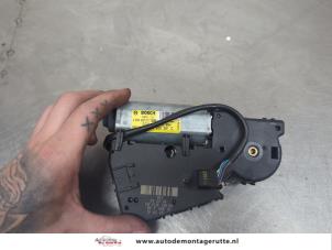 O205393 Gebruikte schuifdak motor Porsche Cayenne