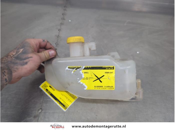 Gebruikte Koelwater Reservoir Nissan Micra O205411