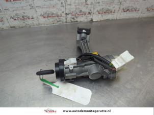 O205421 Gebruikte kontaktslot+sleutel Hyundai Matrix