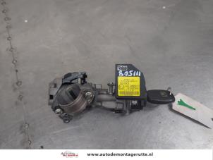 O205423 Gebruikte kontaktslot+sleutel Honda Civic