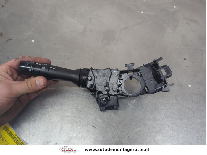 Gebruikte Pinker Schakelaar Peugeot 107 O205449