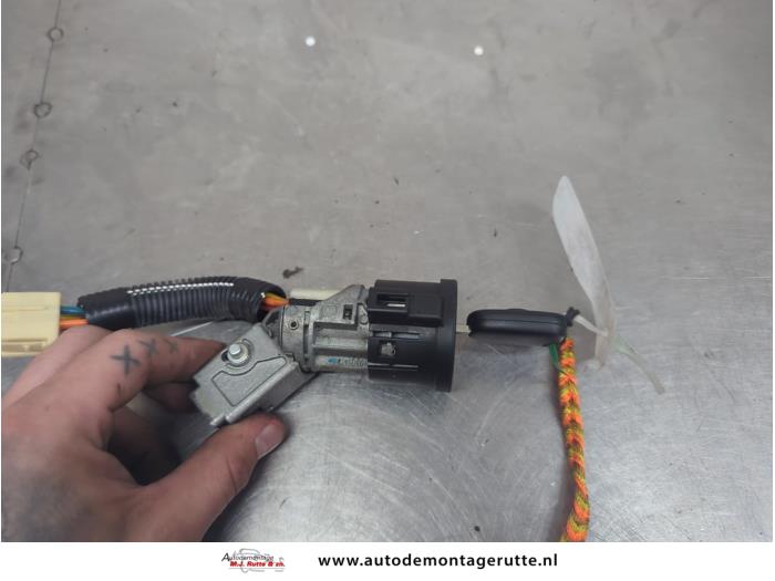 Gebruikte Sleutel+Contactslot Toyota Aygo O205456
