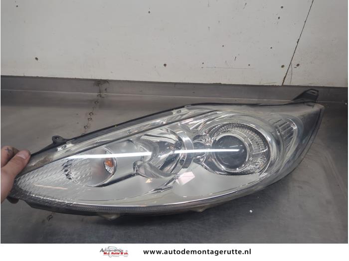 Gebruikte Koplamp links Ford Fiesta O205461