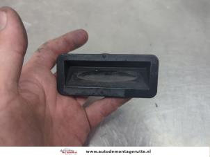 O205464 Gebruikte schakelaar achterklep Ford Fiesta
