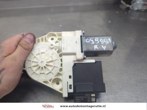 O205471 Gebruikte raammotor portier Seat Ibiza