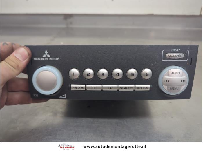 Gebruikte Radio Mitsubishi Colt O205473