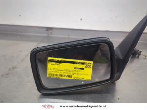 O205487 Gebruikte spiegel buiten links Volkswagen Golf