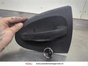 O205490 Gebruikte portiergreep 2deurs links Smart Fortwo