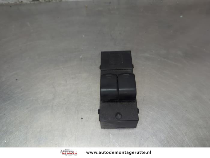 Gebruikte Schakelblok ruiten Nissan Micra O205518