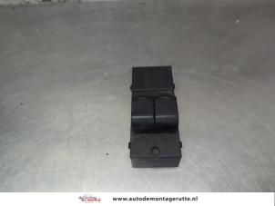 O205518 Gebruikte schakelblok ruiten Nissan Micra