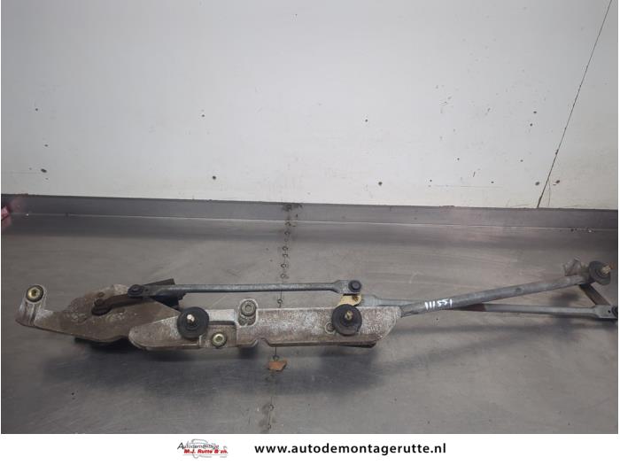 Gebruikte Ruitenwismotor+Mechaniek Nissan Almera Tino O205548