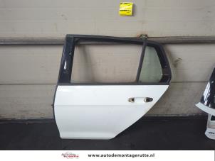 O205592 Gebruikte deur 4deurs links-achter Volkswagen Golf