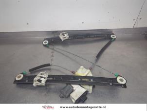 O205727 Gebruikte ruitmechaniek 4deurs rechts-voor BMW X3