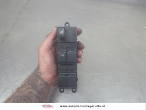 O205706 Gebruikte schakelblok ruiten Nissan Note