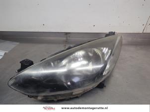 O205651 Gebruikte linker koplamp Mazda 2
