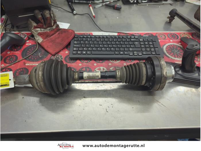Gebruikte Aandrijfas rechts-voor Porsche Cayenne O205641