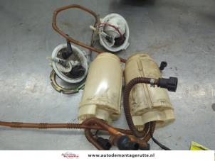 O205612 Gebruikte brandstofpomp elektrisch Porsche Cayenne