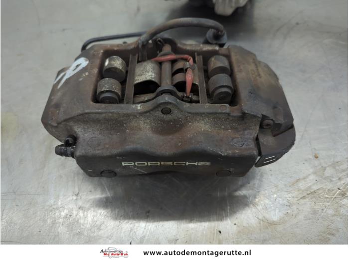 Gebruikte Remklauw (Tang) rechts-achter Porsche Cayenne O205613