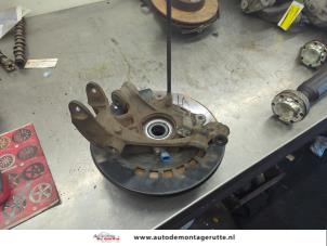 O205636 Gebruikte asschenkel links-achter Porsche Cayenne