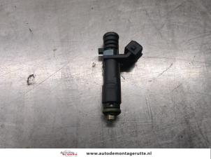 O205600 Gebruikte injector (benzine injectie) Chevrolet Spark