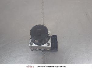 O205740 Gebruikte abs pomp Volkswagen Fox