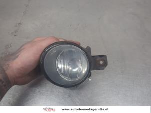 O205749 Gebruikte mistlamp links-voor Nissan Micra