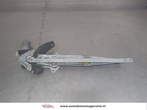 O205751 Gebruikte raammechaniek 4deurs links-voor Nissan Micra