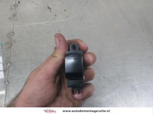 O205766 Gebruikte raam schakelaar elektrisch Nissan Micra