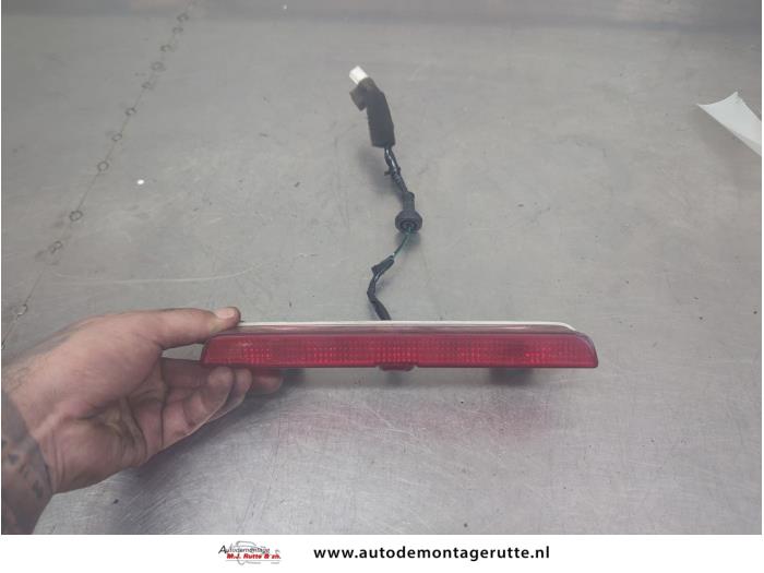 Gebruikte Extra Remlicht midden Nissan Micra O205781