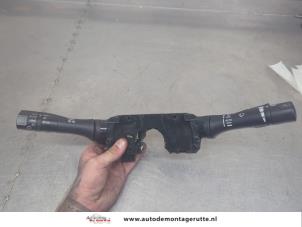 O205789 Gebruikte stuurkolomschakelaar Nissan Micra