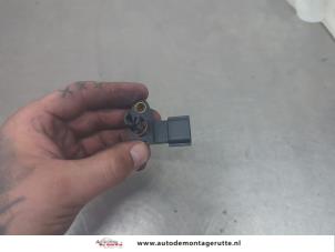 O205793 Gebruikte map sensor (inlaatspruitstuk) Nissan Micra