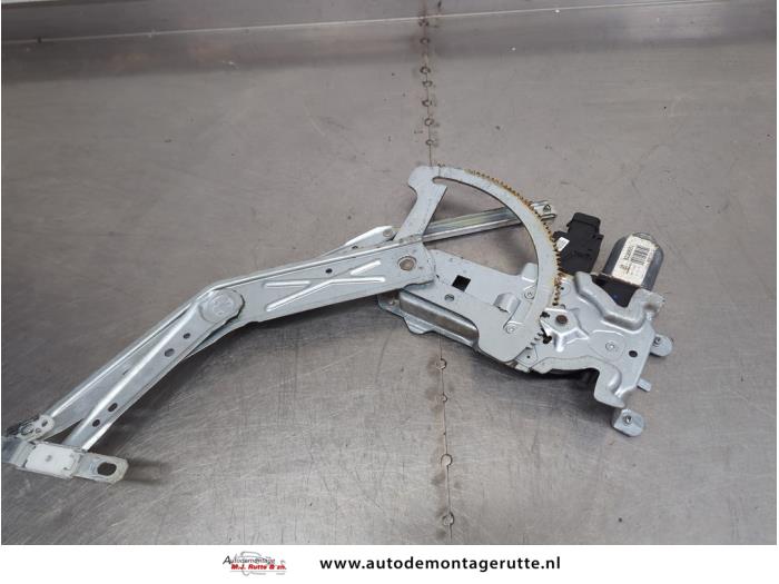 Gebruikte Ruitmechaniek 4Deurs links-voor Opel Meriva O205800