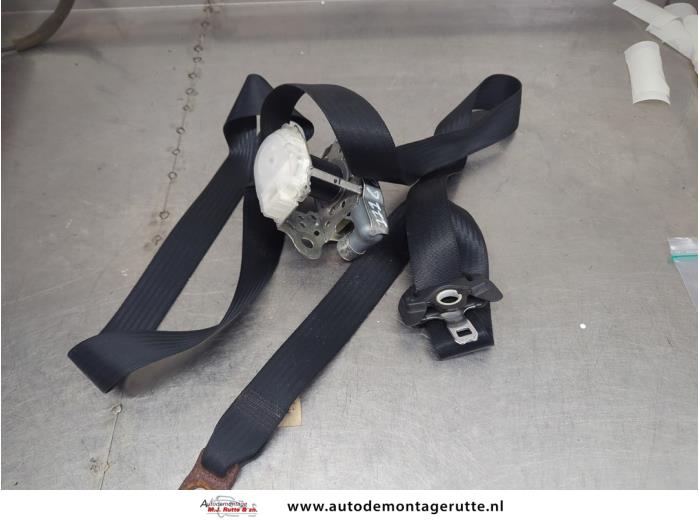 Gebruikte Veiligheidsgordel rechts-voor Citroen C1 O205822