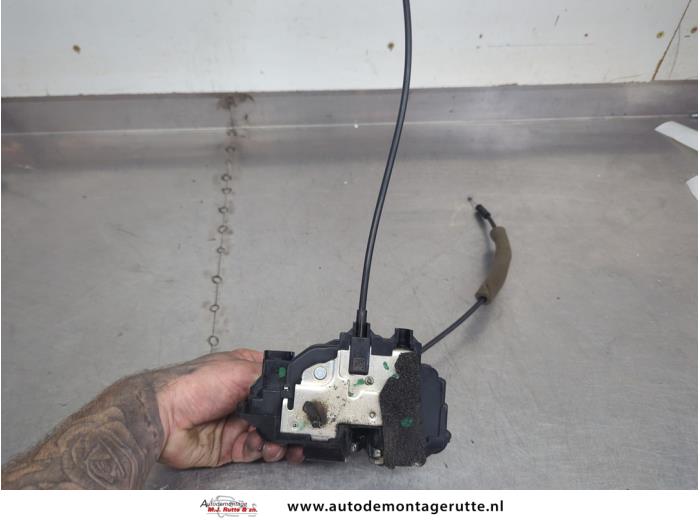Gebruikte Deurslot Mechaniek 4Deurs rechts-achter Renault Megane O205827