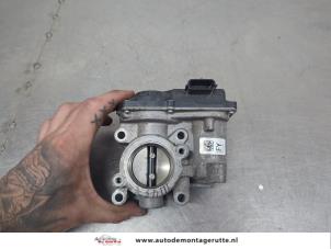 O205828 Gebruikte gasklephuis Renault Megane