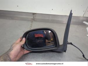 O205842 Gebruikte buitenspiegel links Daihatsu Trevis