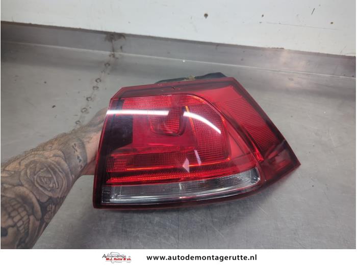 Gebruikte Achterlicht rechts Volkswagen Golf O205857