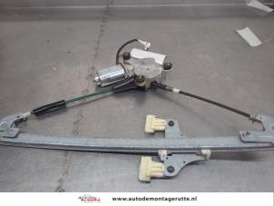 O205865 Gebruikte raammechaniek 4deurs links-voor Suzuki Wagon R+