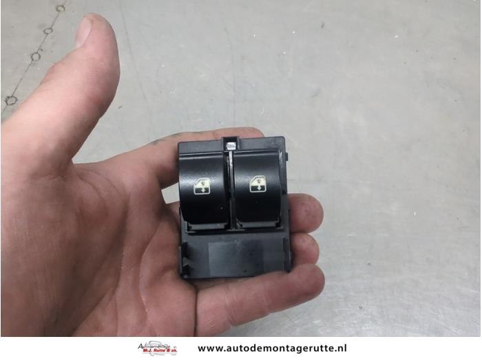 Gebruikte Elektrisch Raam Schakelaar Fiat Fiorino O205868