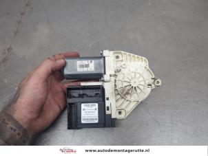O205875 Gebruikte motor electrisch raam Seat Altea