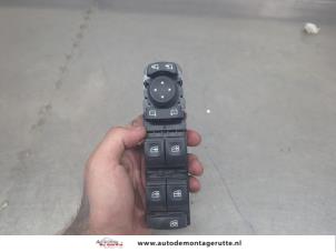 O205883 Gebruikte schakelblok ruiten Renault Megane