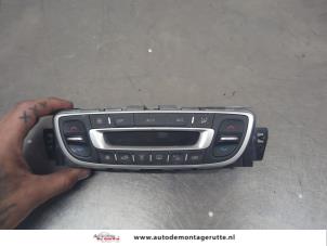 O205887 Gebruikte kachel bedieningspaneel Renault Megane