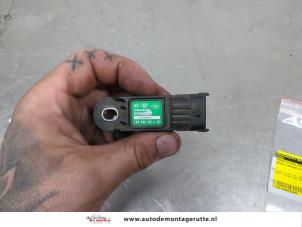 O205896 Gebruikte map sensor (inlaatspruitstuk) Renault Megane