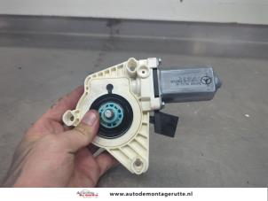 O205903 Gebruikte motor electrisch raam Mercedes B-Klasse