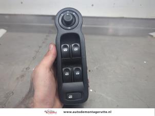 O205912 Gebruikte combischakelaar ramen Renault Modus