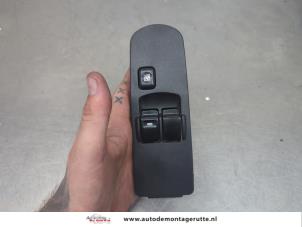 O205934 Gebruikte schakelblok ruiten Mitsubishi Colt